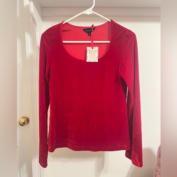 FINAL PRICE NWT Pajamagram Vintage Velour Red Top - Picture 1 of 7